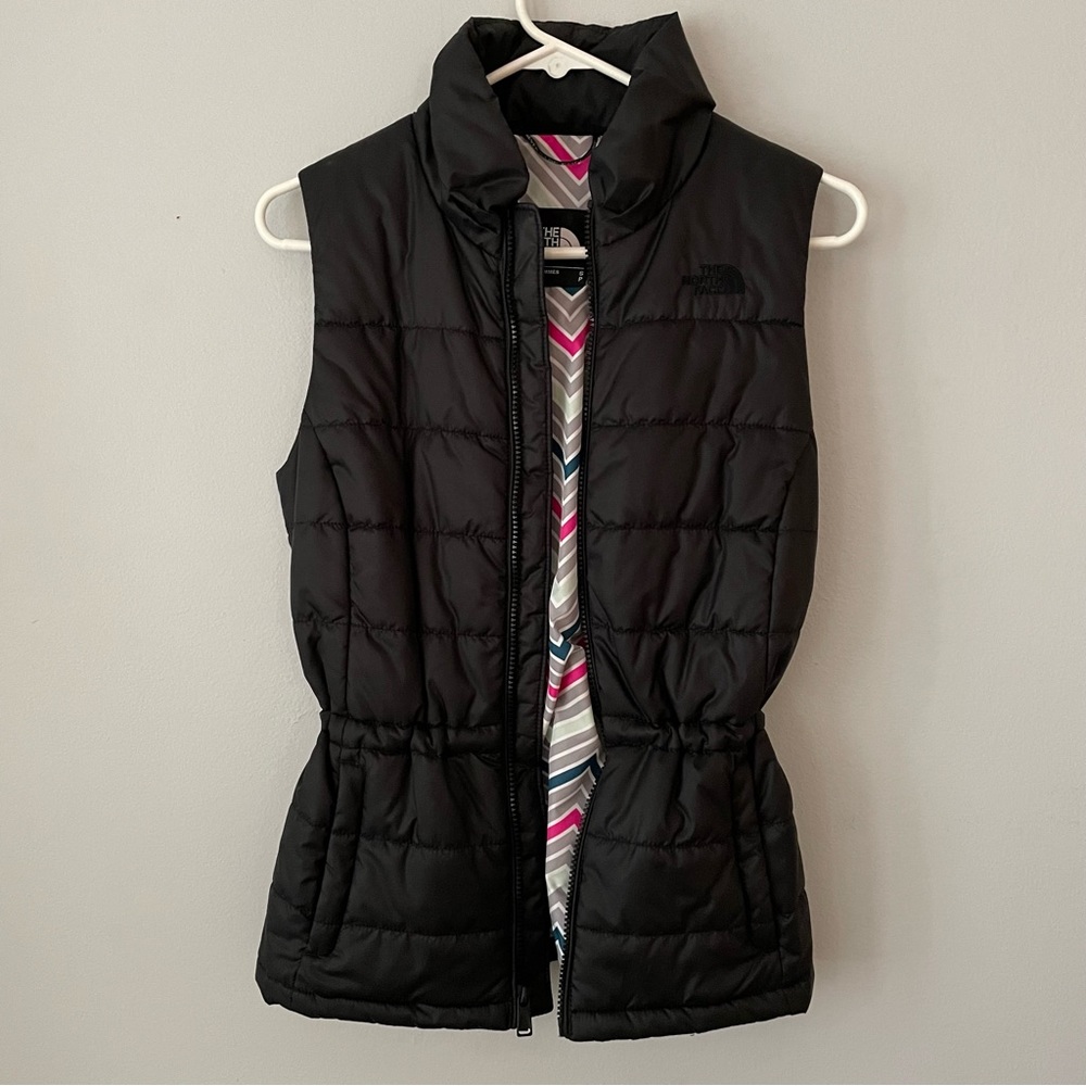 THE NORTH FACE BLACK VEST
